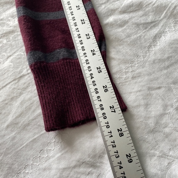 Calvin Klein Jeans Women's Burgundy Striped Turtleneck Sweater Size‎ X-Large - Picture 10 of 13